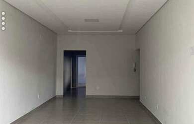 Imagem: A casa possui 2 Dormitórios, 2 Banheiros, 1 Vaga na garagem