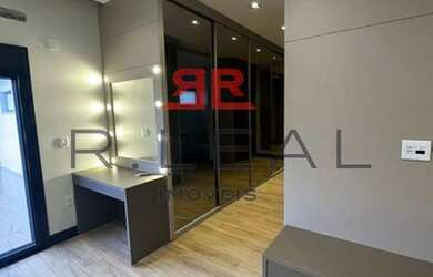 Imagem 2: Vila Aviacao. Piscina, 488m² de Área, 4 Vagas na garageme4 Dormitórios