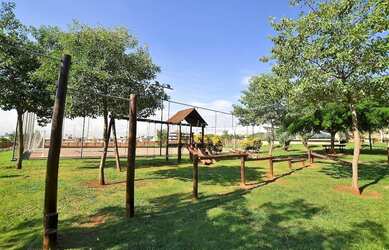 Imagem: O terreno possui 304m² de Área e está localizado em Quinta