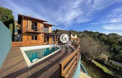 Imagem: A casa em condomínio possui 3 Dormitórios, 3 Banheiros, 4