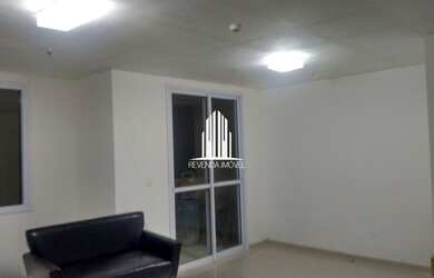 Imagem: O depósito possui 1 Vaga na garagem, 32m² de Área e está