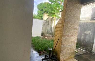 Imagem 2: Casa com 2 dormitórios - venda por R$ 330.000,00 ou aluguel por R$ 2.200,00/mês...