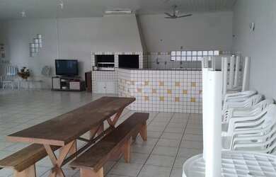 Imagem: O apartamento possui 3 Dormitórios, 2 Banheiros, 1 Vaga na