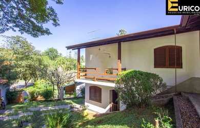 Imagem: A casa em condomínio possui 4 Dormitórios, 5 Banheiros, 4