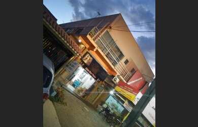 Imagem: O depósito possui 300m² de Área e está localizado em Scharlau