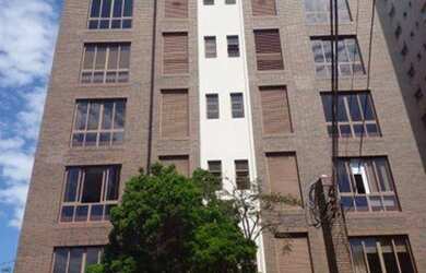 Imagem: O depósito possui 2 Vagas na garagem, 91m² de Área e está