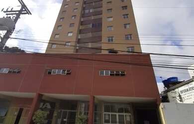 Imagem: O apartamento possui 3 Dormitórios, 1 Banheiro, 1 Vaga na garagem