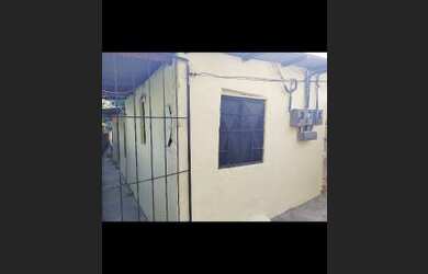 Imagem 1: Vende-se uma vila. 3 Banheirose3 Dormitórios