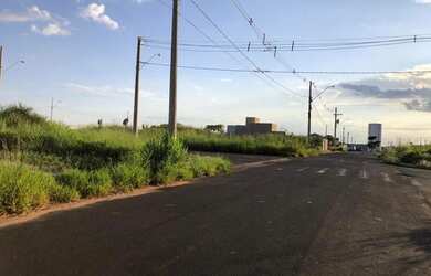 Imagem: O terreno possui 212m² de Área e está localizado em Fazenda