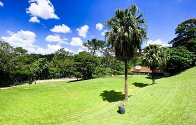 Imagem: A fazenda possui 620m² de Área e está localizado em Vina