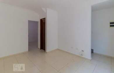 Imagem: A casa em condomínio possui 2 Dormitórios, 3 Banheiros, 1