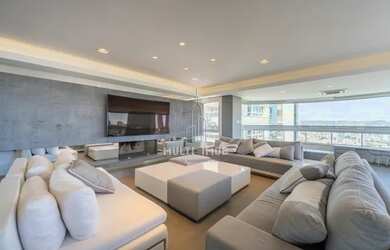 Imagem: O apartamento possui 3 Dormitórios, 5 Banheiros, 5 Vagas na