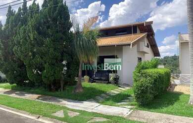 Imagem: A casa em condomínio possui 3 Dormitórios, 4 Banheiros, 4