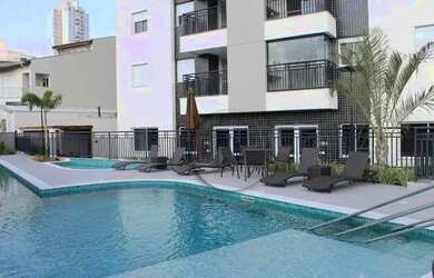 Imagem: O apartamento possui 3 Dormitórios, 2 Banheiros, 2 Vagas na