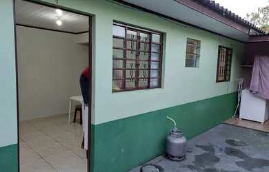 Imagem: A casa possui 1 Dormitório, 1 Banheiro, 26m² de Área e está