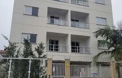 Imagem: O apartamento possui 2 Dormitórios, 1 Banheiro, 2 Vagas na