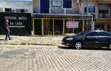 Imagem: A casa à venda possui 5 Dormitórios, 4 Banheiros, 3 Vagas