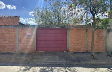 Imagem: O terreno possui 220m² de Área e está localizado em Setor