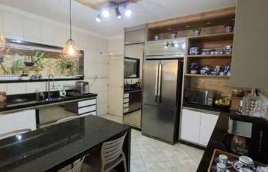 Imagem 4: Belíssima casa a venda no Cruzeiro com 4 quartos