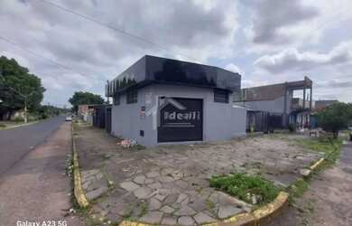 Imagem: O depósito para alugar possui e está localizado em Santa