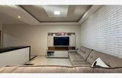 Imagem 3: Casa moderna com acabamento fino no jardim Flamboyant