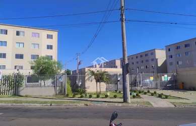 Imagem: O apartamento possui 2 Dormitórios, 1 Banheiro, 1 Vaga na garagem