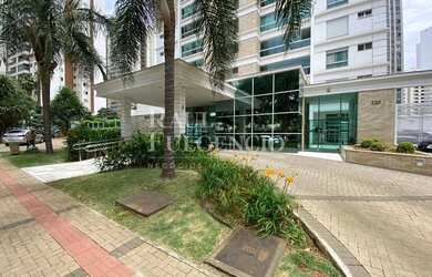 Imagem: O apartamento possui 3 Dormitórios, 4 Banheiros, 2 Vagas na