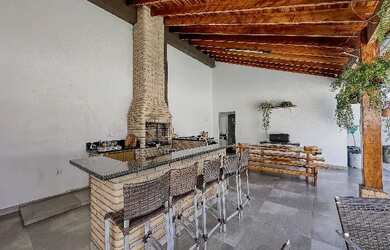 Imagem 8: Sobrado com 3 Suítes e Piscina - Venda e Locação Zona Sul Londrina