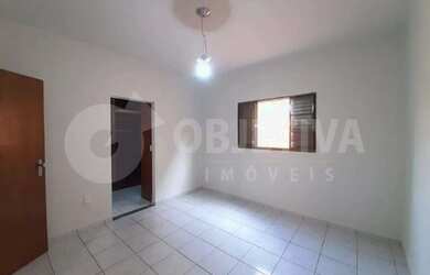 Imagem 9: Casa para aluguel, 3 quartos, 1 suíte, 3 vagas, SANTA MONICA - UBERLANDIA/MG