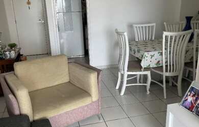 Imagem 6: Amplo apartamento com 90m² com três quartos no Farol