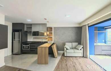 Imagem: O studio possui 1 Dormitório, 1 Banheiro, 1 Vaga na garagem