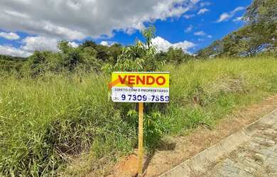 Imagem: O terreno possui 1190m² de Área e está localizado em Moeda