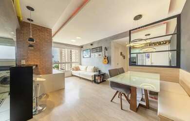 Imagem: O apartamento possui 2 Dormitórios, 2 Banheiros, 2 Vagas na