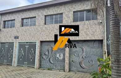 Imagem: O depósito possui 2 Vagas na garagem e 50m² de Área e está