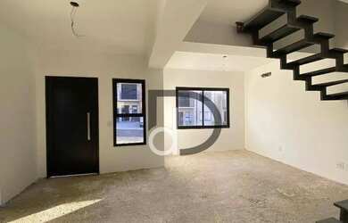 Imagem: A casa em condomínio possui 3 Dormitórios, 3 Banheiros, 2