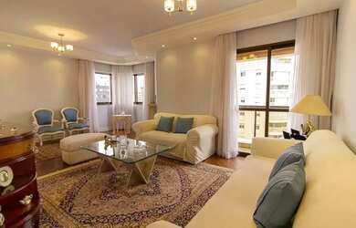 Imagem: O apartamento possui 4 Dormitórios, 5 Banheiros, 3 Vagas na