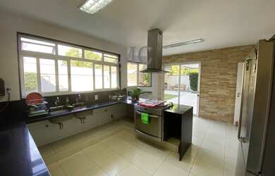 Imagem 14: Condomínio Del Lago. Piscina, Churrasqueira, VarandaeÁrea de serviço