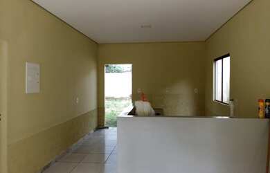 Imagem 3: Vendo uma casa. 60m² de Área, 2 Vagas na garageme2 Dormitórios