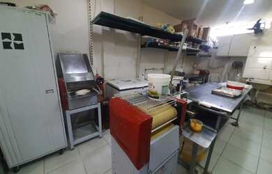 Imagem: O depósito está localizado em Centro, Juiz de Fora à venda