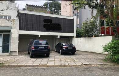 Imagem: O depósito possui 700m² de Área e está localizado em Moinhos