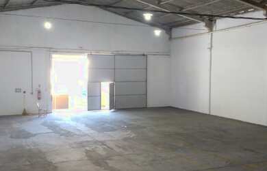 Imagem 3: Galpão/Depósito/Armazém 530 metros quadrados- 15 metros docas