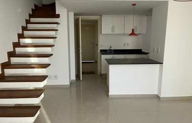 Imagem: O apartamento possui 1 Dormitório, 2 Banheiros, 2 Vagas na