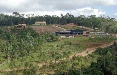 Imagem: A chácara possui 1.600m² de Área e está localizado em Santa