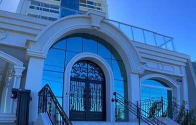 Imagem: O apartamento possui 3 Dormitórios, 15.517m² de Área e está