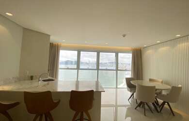 Imagem: O apartamento possui 3 Dormitórios, 4 Banheiros, 3 Vagas na