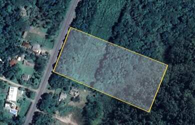 Imagem: A chácara possui 10000m² de Área e está localizado em Jardim