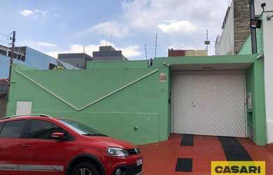 Imagem: O depósito possui 2 Vagas na garagem, 140m² de Área e está