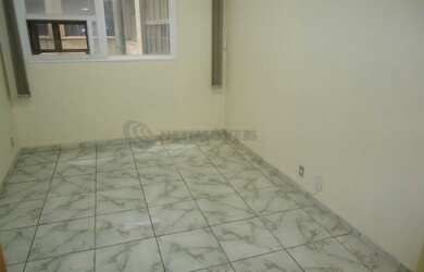 Imagem: O depósito possui 20m² de Área e está localizado em Centro