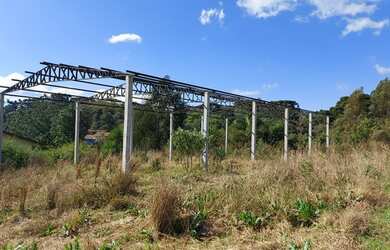 Imagem 1: Estrutura de Barracão. 300m² de Área