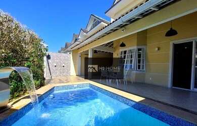 Imagem: A casa em condomínio possui 4 Dormitórios, 5 Banheiros, 2